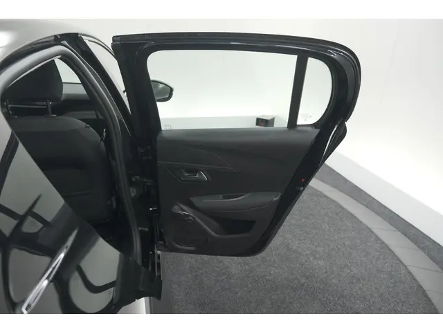 Peugeot 208 PureTech 75 Active 2023 Benzine 55