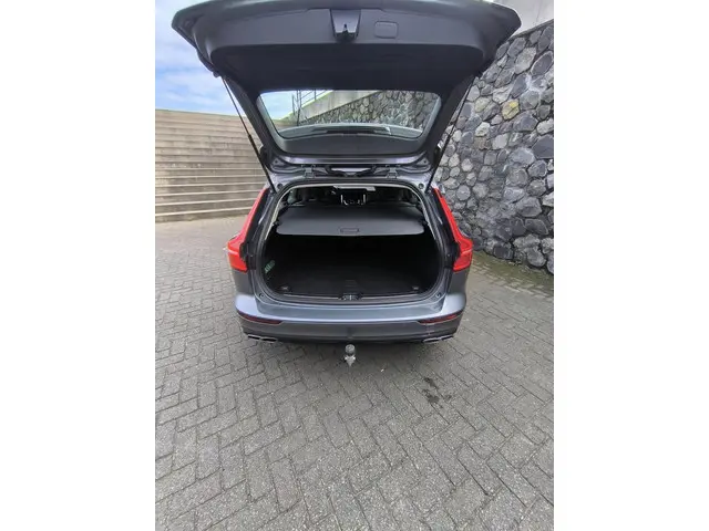 Volvo V60 2.0 B3 Momentum 2021 Hybride Benzine 4