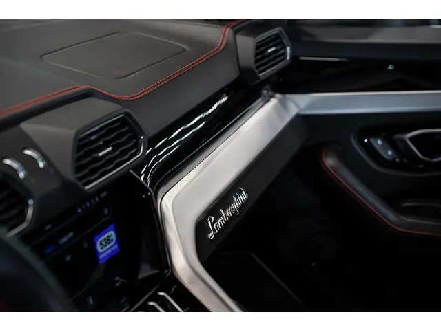 Lamborghini Urus 4.0 V8 2018 Benzine 32