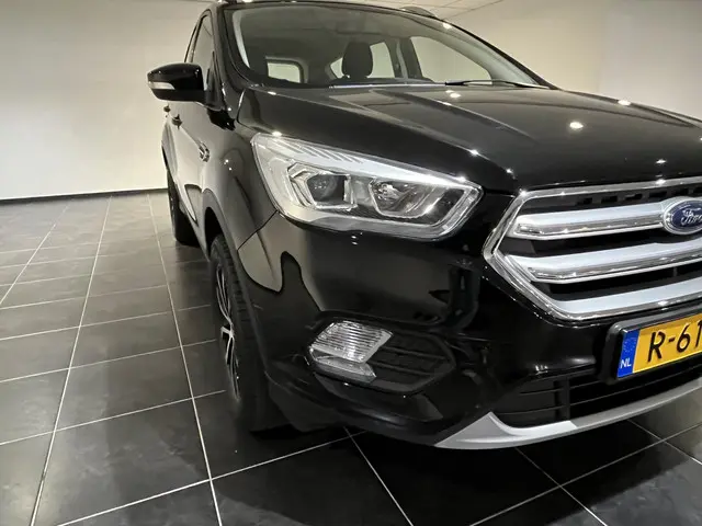 Ford Kuga 1.5 EcoBoost Titanium 2018 Benzine 25