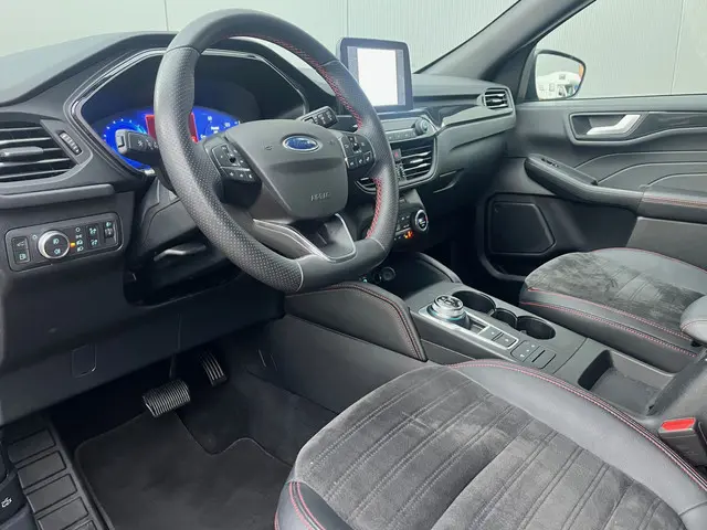 Ford Kuga 2.5 PHEV ST-Line 2022 Hybride Benzine 9