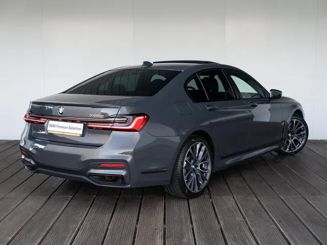 BMW 7 Serie Sedan 745e 2020 Hybride Benzine 2