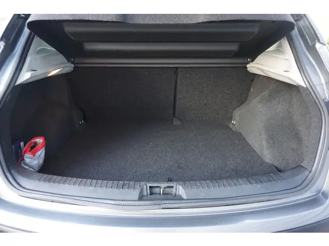 Nissan QASHQAI 1.6 360 2013 Benzine 25