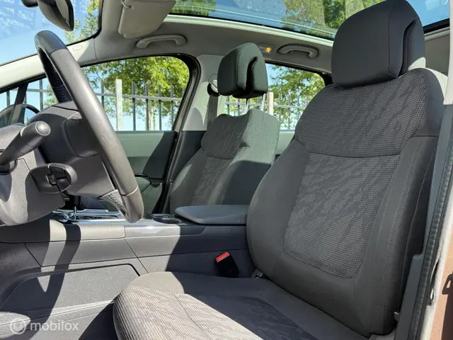 Peugeot 3008 1.6 THP Allure 2013 Benzine 9