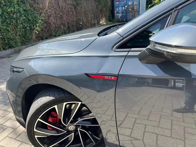 Volkswagen Golf 2.0 TSI GTI Perfomance 2021 Benzine 15