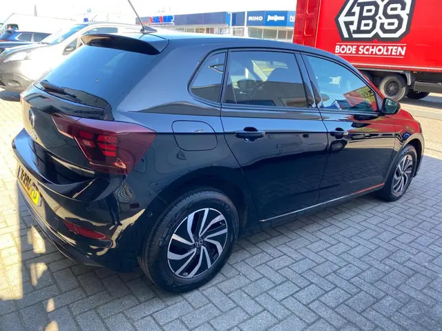 Volkswagen Polo 1.0 TSI Life Business 2024 Benzine 5