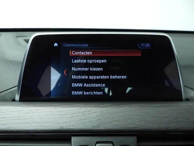 BMW X1 sDrive20i Executive 2017 Benzine 28