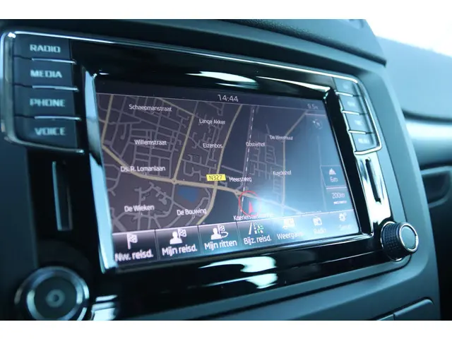 Škoda Yeti OUTDOOR 1.4 TSI AUT. ADVENTURE 2015 Benzine 21