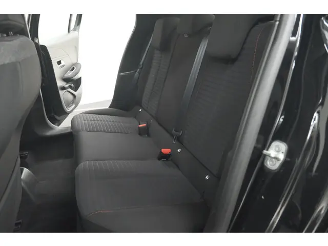 Peugeot 208 PureTech 75 Active 2023 Benzine 24