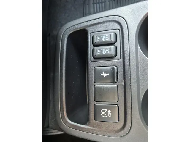 Mitsubishi Space Star 1.2 Nova 2021 Benzine 31