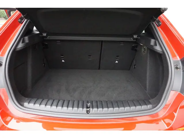 BMW 1 Serie 118i 2020 Benzine 20