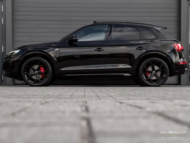 Audi Q5 55 TFSI e S-Line 2022 Hybride Benzine 11