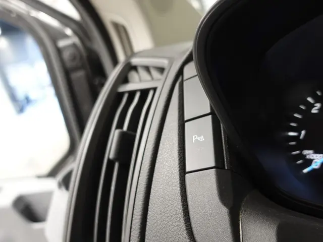 Ford Transit 130pk L3H2 Dubbele Cabine 2018 Diesel 28