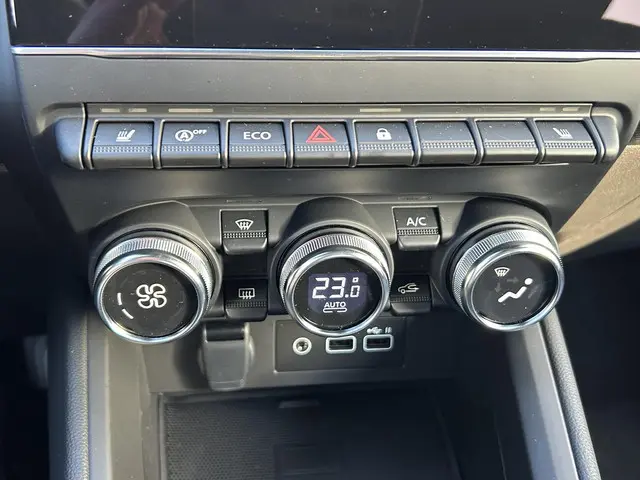 Mitsubishi Colt 1.0T MT First Edition 2025 Benzine 20