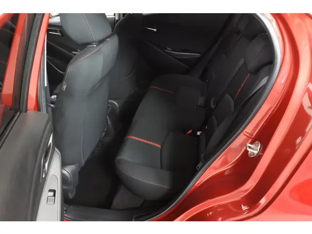 Mazda 2 1.5 115pk 6bak GT-M 2016 Benzine 31