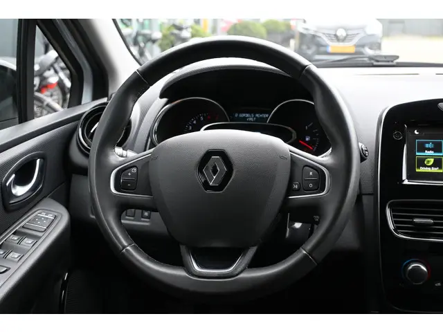Renault Clio Estate TCe 90 Limited 2019 Benzine 15