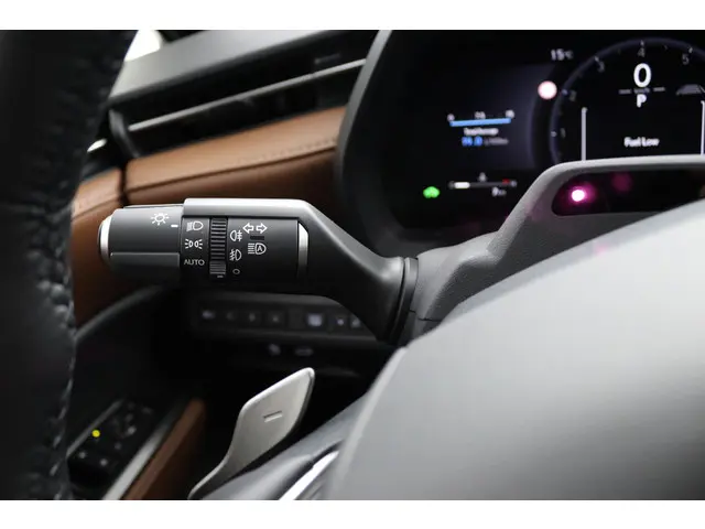 Lexus LBX Relax 2WD 2026 Hybride Benzine 30