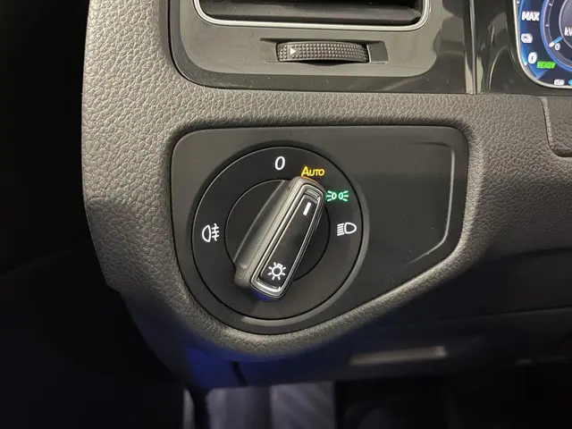Volkswagen e-Golf E-DITION 2020 Elektrisch 24