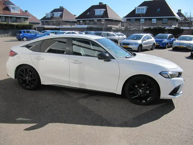 Honda Civic 2.0 e:HEV Sport 2023 Hybride Benzine 6