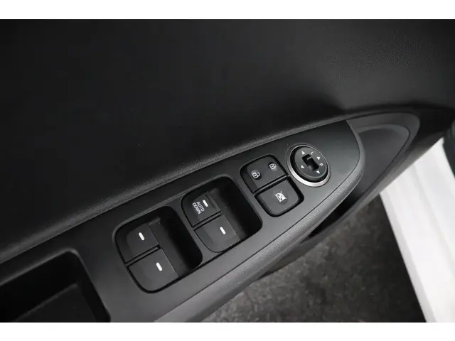 Hyundai i10 1.0i Comfort 2018 Benzine 11