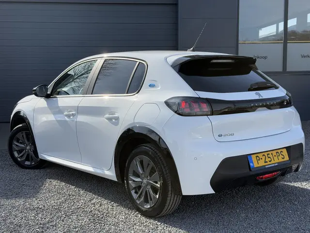 Peugeot e-208 EV Active Pack 50 kWh 2022 Elektrisch 5