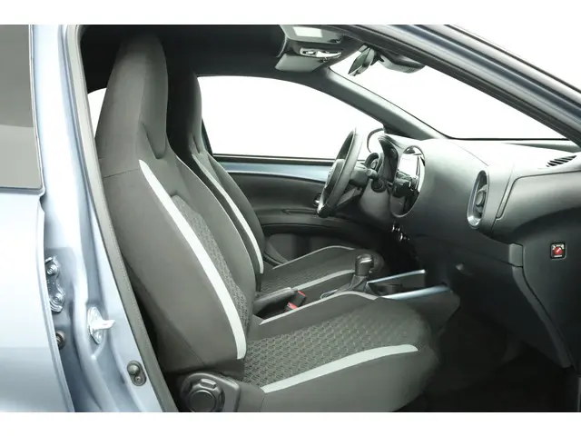 Toyota Aygo X 1.0 VVT-i S-CVT Envy 2024 Benzine 22