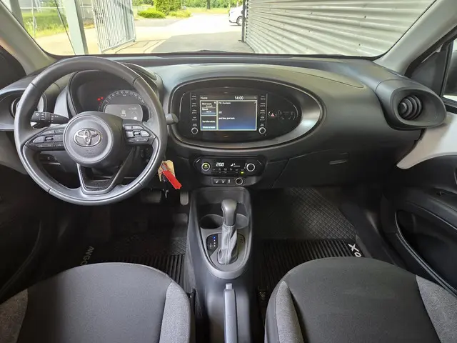 Toyota Aygo X 1.0 VVT-i S-CVT Pulse 2024 Benzine 4