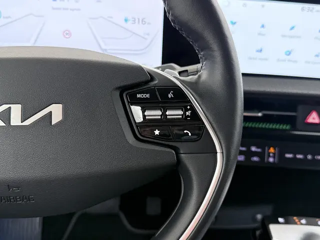 Kia EV6 Plus 77.4 kWh 2021 Elektrisch 30