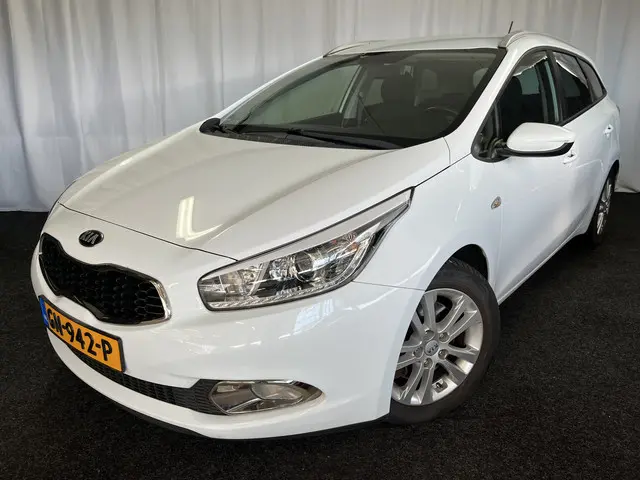 Kia cee'd Sportswagon 1.6 GDI ComfortLine 2015 Benzine