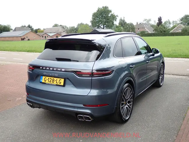 Porsche Cayenne 4.0 V8 2017 Benzine 3