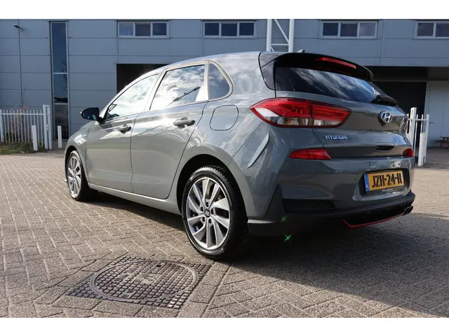 Hyundai i30 1.0 T-GDI Premium N-Line 2019 Benzine 6
