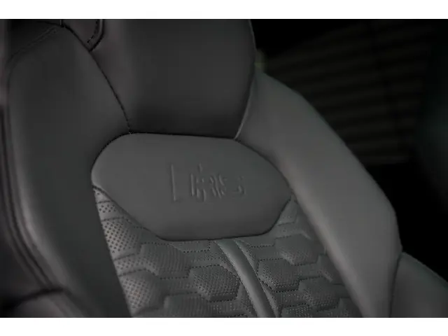 Audi RSQ8 4.0 TFSI Q8 quattro 2021 Benzine 17