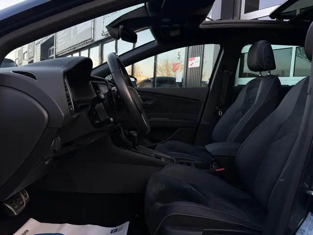 SEAT Leon ST 2.0 TSI CUPRA 300 4Drive / Pano 2018 Benzine 9