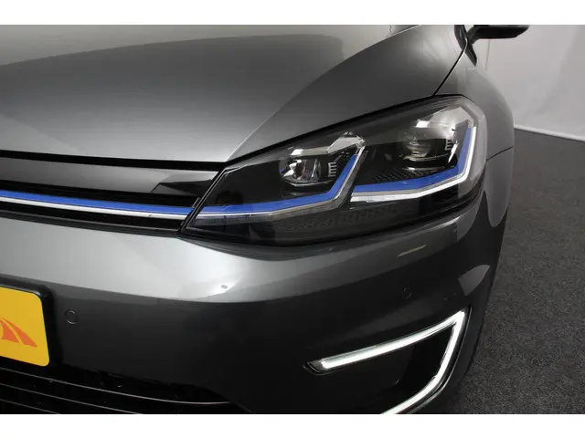 Volkswagen e-Golf e-Golf 2019 Elektrisch 22
