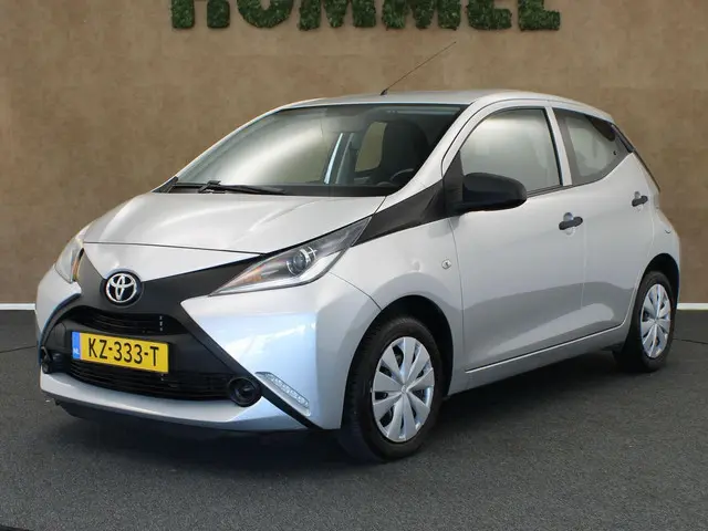 Toyota Aygo 1.0 VVT-i x-now 2016 Benzine 1