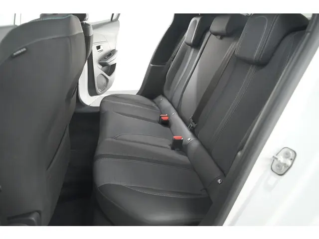Peugeot 208 PureTech 100 Allure Pack 2023 Benzine 27