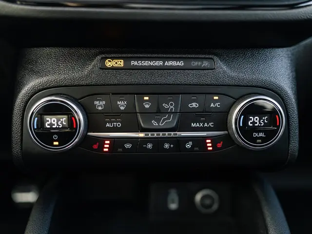 Ford Focus 1.0 EcoBoost ST Line Business 2019 Benzine 38