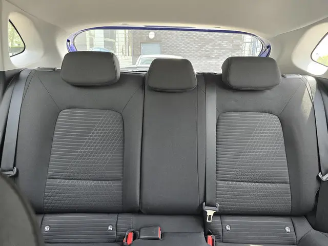 Hyundai i20 1.2 Comfort Smart NL-auto/2e eig 2021 Benzine 21