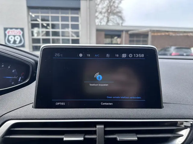 Peugeot 3008 1.2 PureTech Allure 2017 Benzine 25