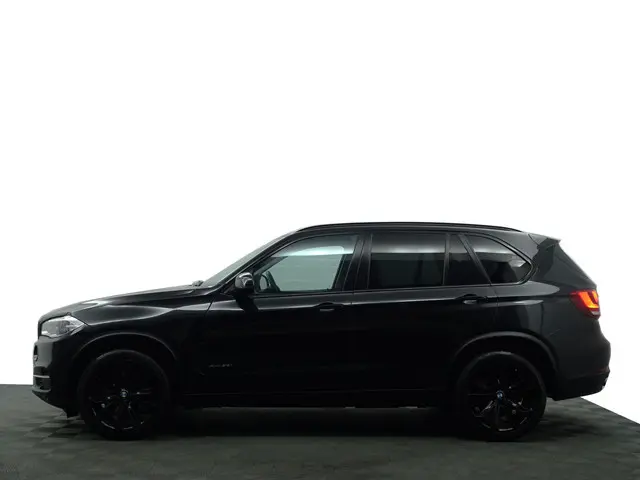 BMW X5 xDrive35i M Sport Aut- 2016 Benzine 40
