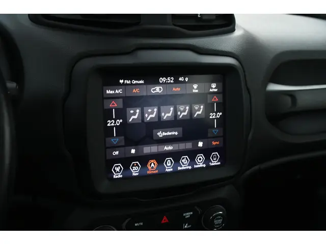 Jeep Renegade 1.5T e-Hybrid Upland 2022 Hybride Benzine 19