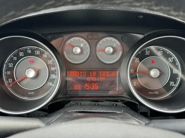 Fiat Punto Evo 0.9 TwinAir Pop 2014 Benzine 12