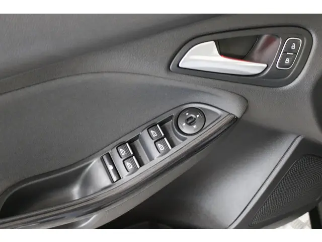 Ford Focus 1.0 Titanium Edition 125 PK. 2016 Benzine 13