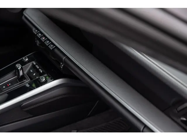 Porsche 911 3.8 Turbo 2021 Benzine 59