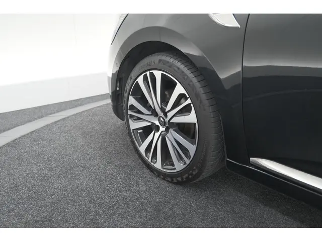 Renault Clio TCe 130 EDC Initiale Paris 2020 Benzine 20