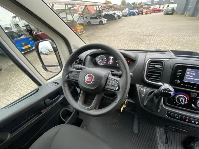 Fiat Ducato 35 2.2D 180pk Automaat L2H2 2024 Diesel 7