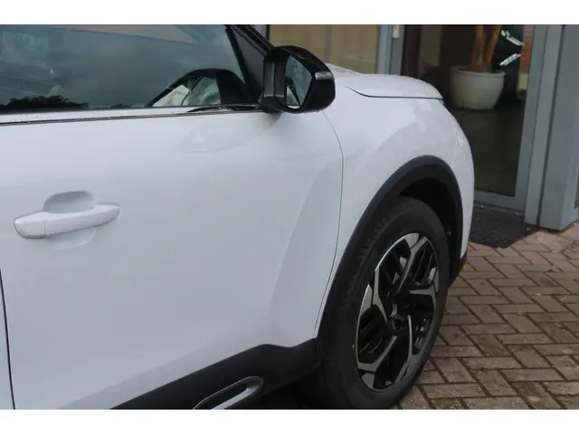 Citroën C4 1.2 Hybrid 136 Max 2024 Hybride Benzine 39