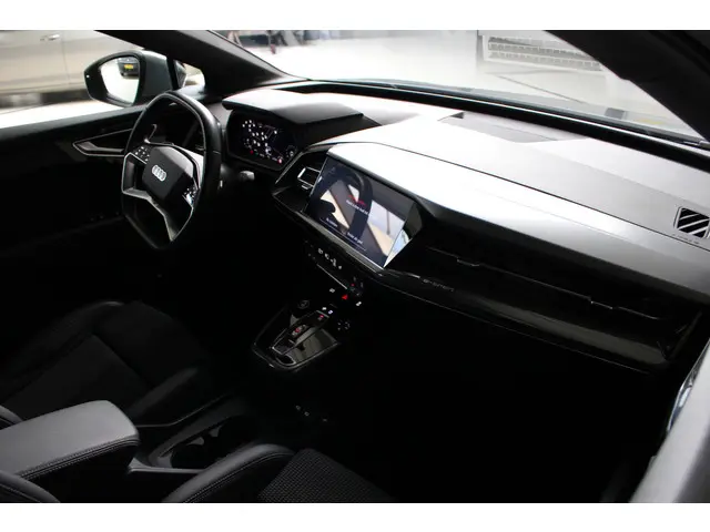 Audi Q4 e-tron 40 S edition 77 kWh 2022 Elektrisch 7
