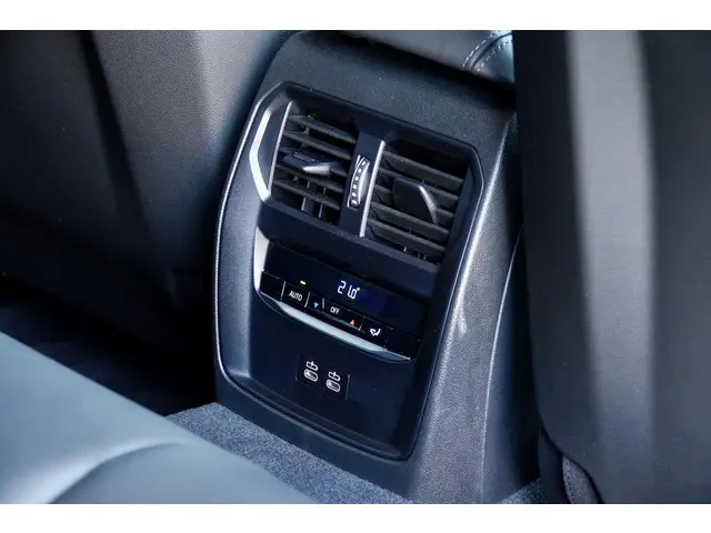 BMW M3 Touring xDrive Competition 2024 Benzine 24