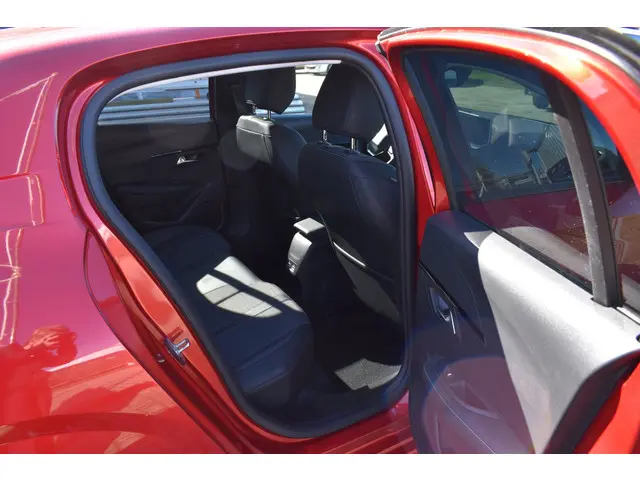 Peugeot 208 1.2 PureTech Allure Pack 2021 Benzine 14